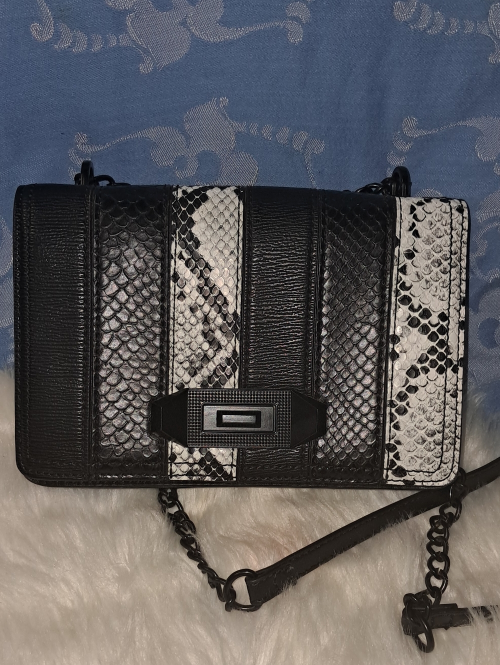 👜✨ STREETWEAR EDGY LUXURY AESTHETIC — AUTHENTIC ALDO QEELA PYTHON CROSSBODY ✨👜